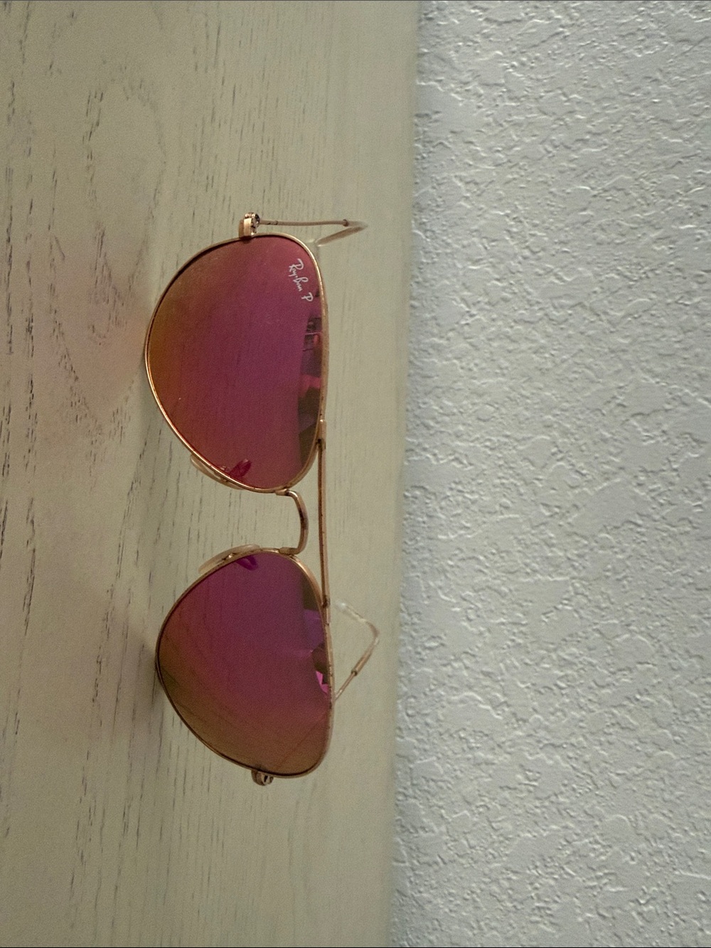 Ray-Ban Women's Gold Frame Pink Mirrored Aviator Sunglasses - Heart Lens